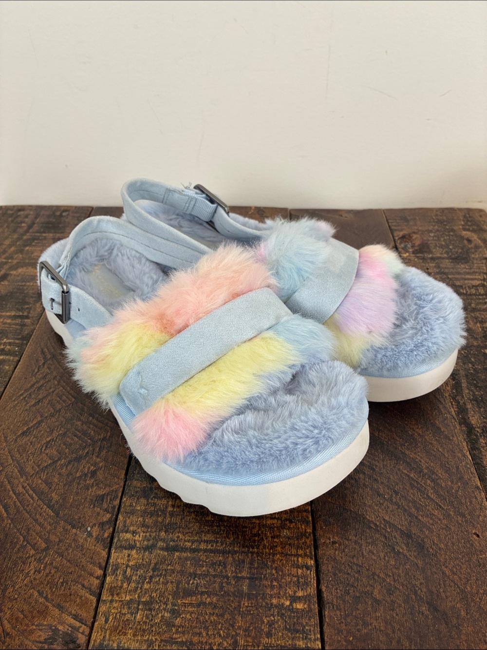 UGG Koolaburra Women’s 6 Fuzz’d Out Pastel Rainbow Fuzzy Slide Sandals Faux Fur